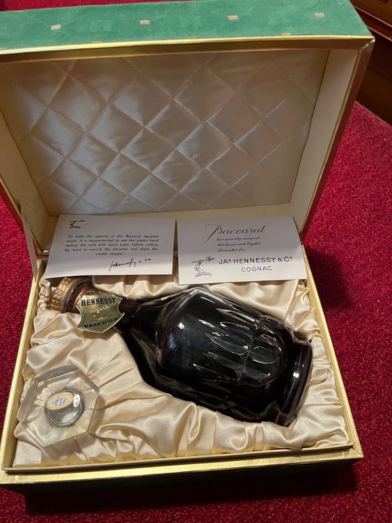 ヘネシー（お酒）の商品画像 - 査定依頼日：2025年12月6日 - 最高査定価格：36,000円