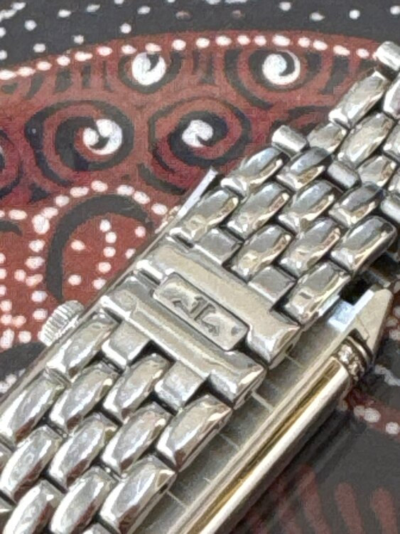 ジャガー・ルクル レベルソ JLG257812（高級時計）の商品画像 - 査定依頼日：2025年4月29日 - 最高査定価格：1,000,000円