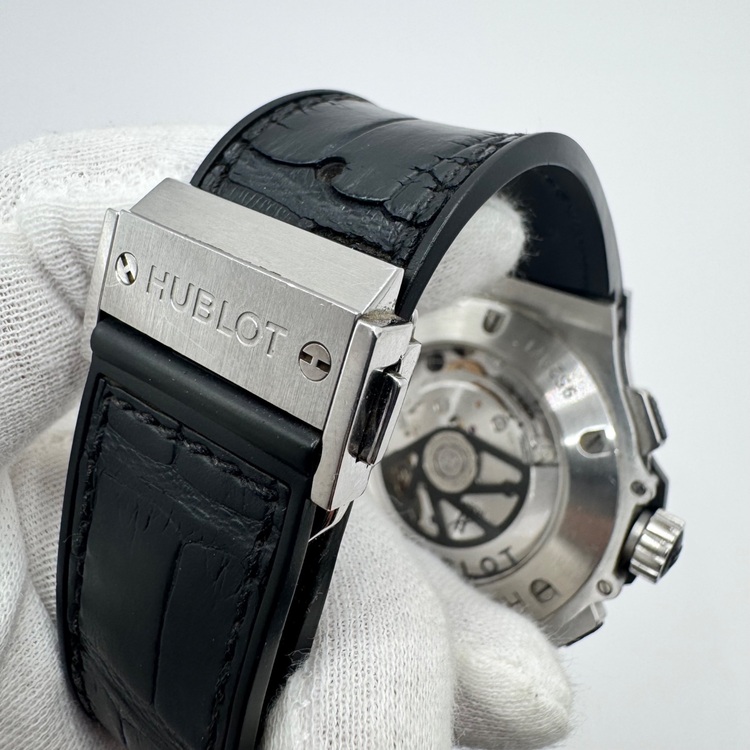 ウブロ　ビッグバン アエロバン スチール（高級時計）の商品画像 - 査定依頼日：2025年6月28日 - 最高査定価格：900,000円