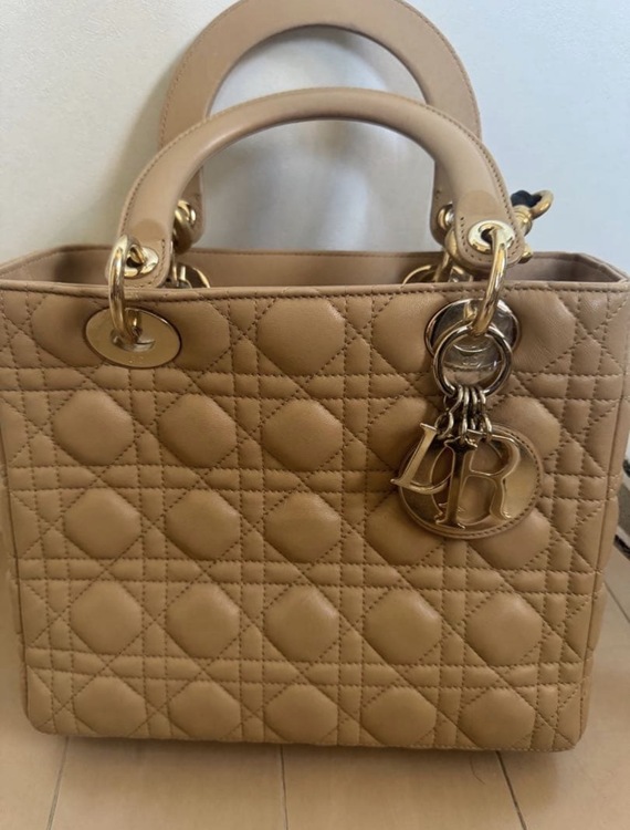 ディオール  （ブランドバッグ）の商品画像 - 査定依頼日：2026年3月21日 - 最高査定価格：250,000円