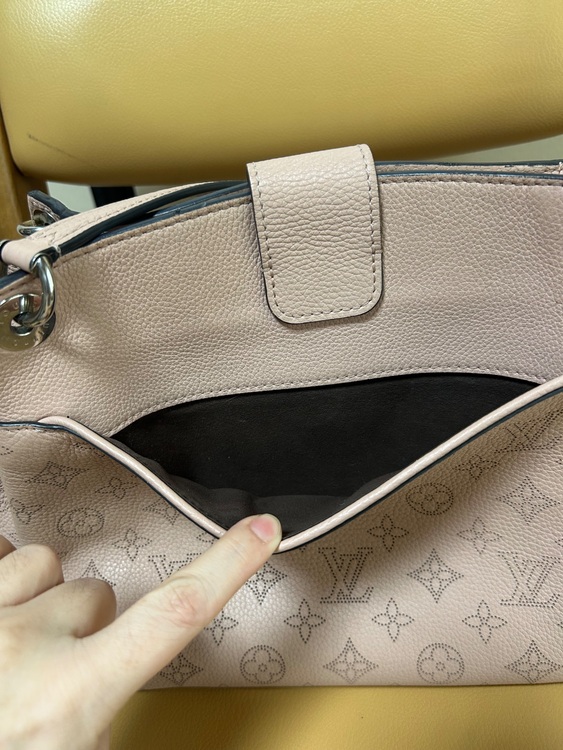 ルイヴィトンマヒナセーヴル（ブランドバッグ）の商品画像 - 査定依頼日：2025年8月16日 - 最高査定価格：150,000円