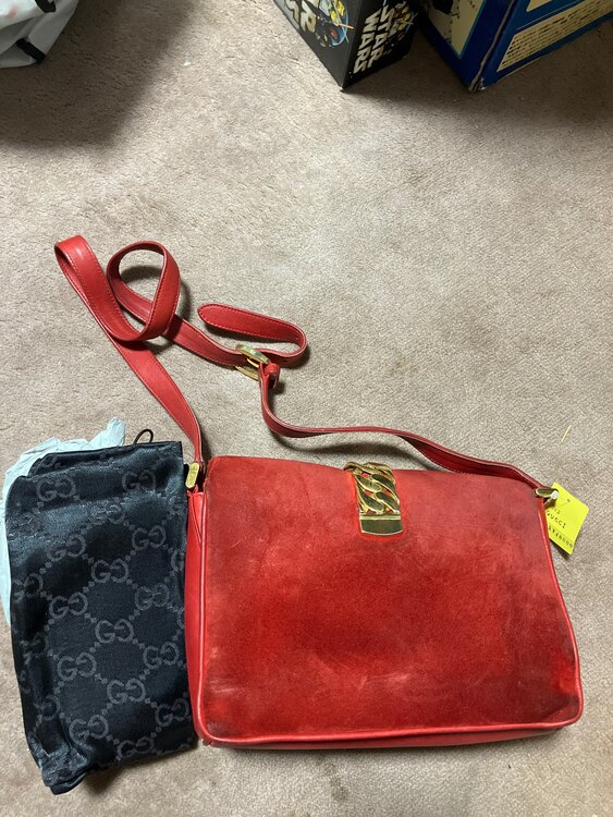 グッチ  （ブランドバッグ）の商品画像 - 査定依頼日：2025年3月31日 - 最高査定価格：25,000円