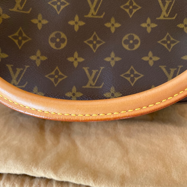 ルイヴィトン モノグラム ルーピング MM M51146 ショルダーバッグ（ブランドバッグ）の商品画像 - 査定依頼日：2026年3月22日 - 最高査定価格：100,000円