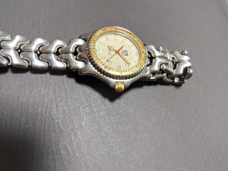 タグホイヤー その他 S（高級時計）の商品画像 - 査定依頼日：2026年1月21日 - 最高査定価格：50,000円