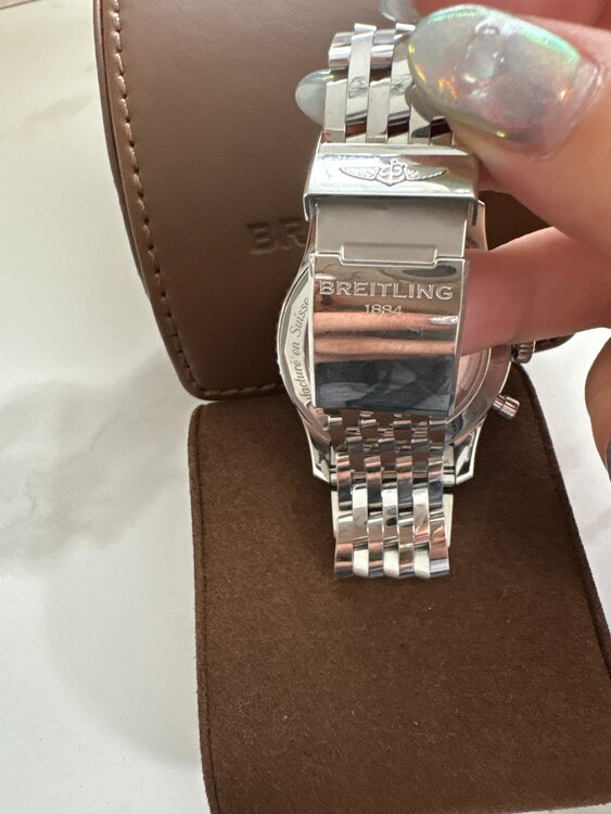 ブライトリング ナビタイマー 326384（高級時計）の商品画像 - 査定依頼日：2025年5月3日 - 最高査定価格：600,000円