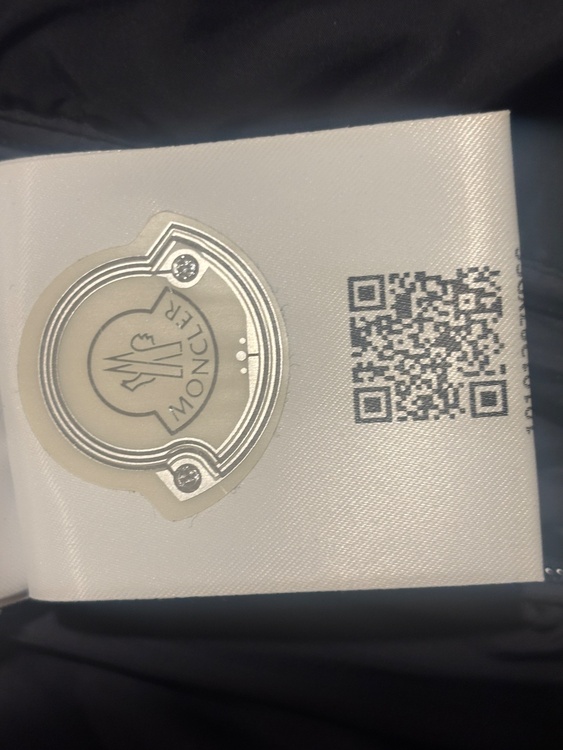 モンジュネーブル（古着・ファッション）の商品画像 - 査定依頼日：2026年1月25日 - 最高査定価格：50,000円