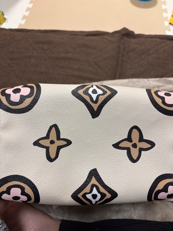 ルイヴィトン スピーディー （ブランドバッグ）の商品画像 - 査定依頼日：2025年11月26日 - 最高査定価格：270,000円