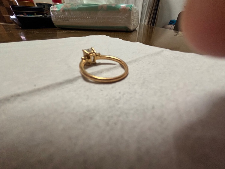 1.004 K18（宝石）の商品画像 - 査定依頼日：2025年11月7日 - 最高査定価格：300,000円