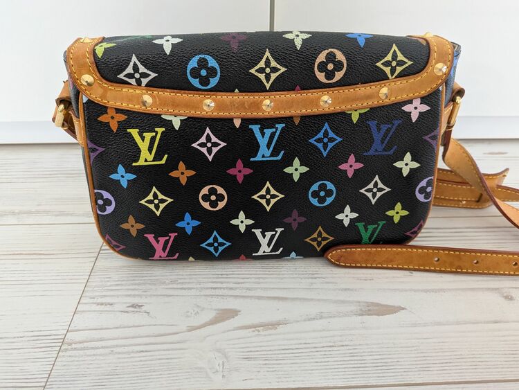 ルイヴィトン マルチカラー （ブランドバッグ）の商品画像 - 査定依頼日：2025年8月15日 - 最高査定価格：100,000円