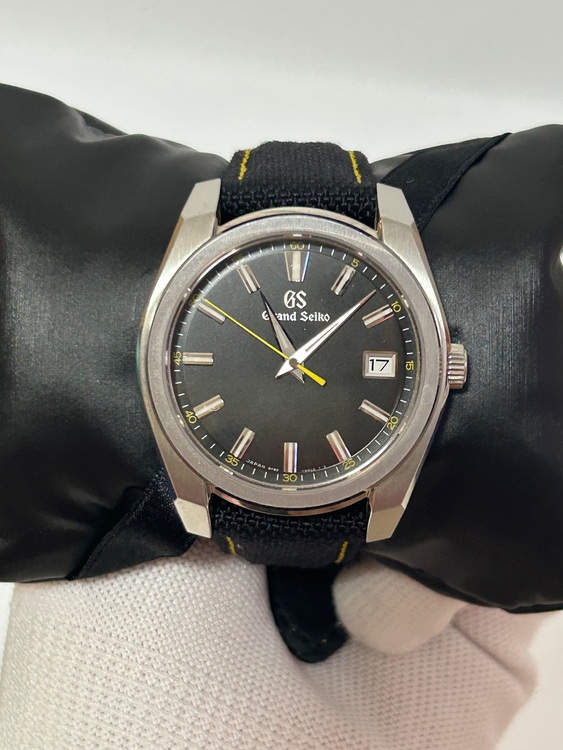 セイコー グランドセイコー SBGV243（高級時計）の商品画像 - 査定依頼日：2025年6月19日 - 最高査定価格：200,000円