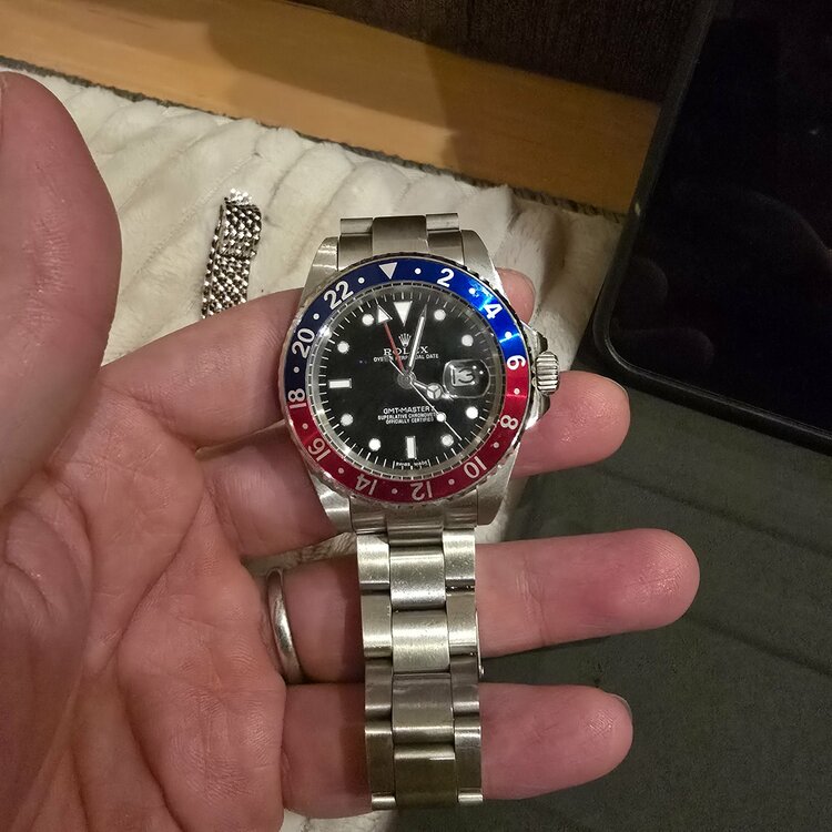 ロレックス GMTマスター 1670（高級時計）の商品画像 - 査定依頼日：2026年1月18日 - 最高査定価格：1,700,000円