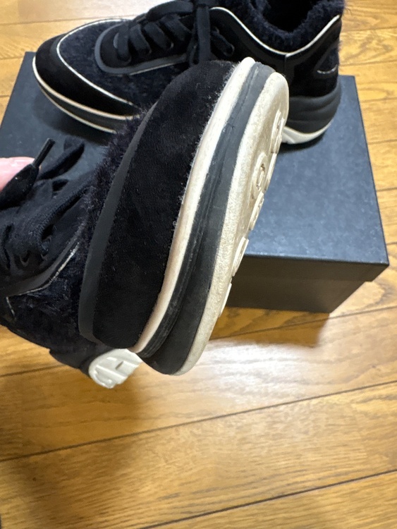 スニーカー（ブランド財布・小物）の商品画像 - 査定依頼日：2026年2月7日 - 最高査定価格：23,000円