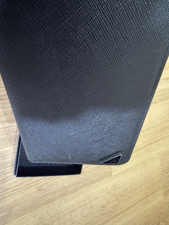 プラダ  （ブランドバッグ）の商品画像 - 査定依頼日：2026年2月23日 - 最高査定価格：35,000円