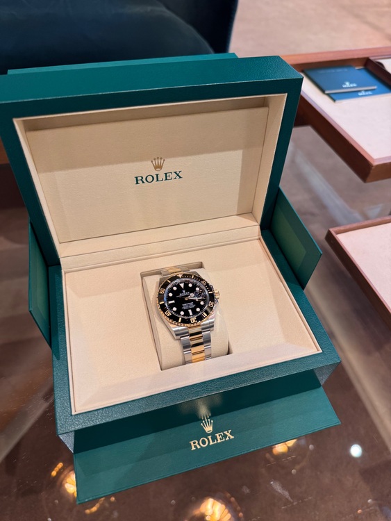 ロレックス サブマリーナー 126613Ln（高級時計）の商品画像 - 査定依頼日：2025年6月25日 - 最高査定価格：2,770,000円