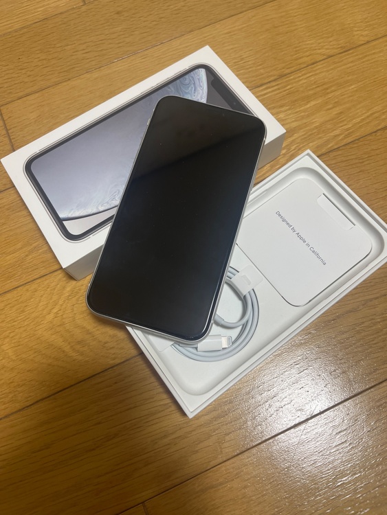 iPhoneXR 64GB SIMフリー（スマホ）の商品画像 - 査定依頼日：2026年2月8日 - 最高査定価格：12,000円