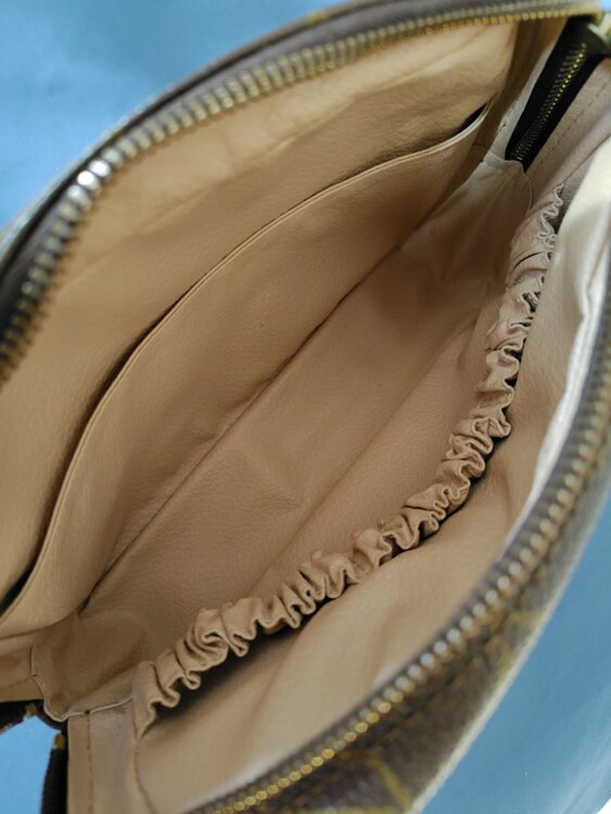 トゥルーストワレット（ブランドバッグ）の商品画像 - 査定依頼日：2026年2月1日 - 最高査定価格：50,000円