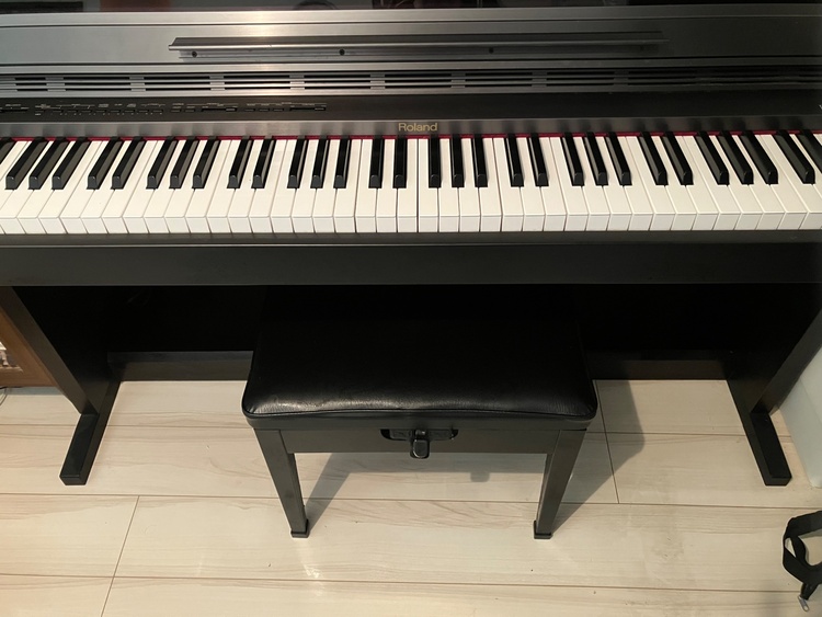 HP-5000S（ピアノ・楽器・PA機材）の商品画像 - 査定依頼日：2026年3月17日 - 最高査定価格：5,000円