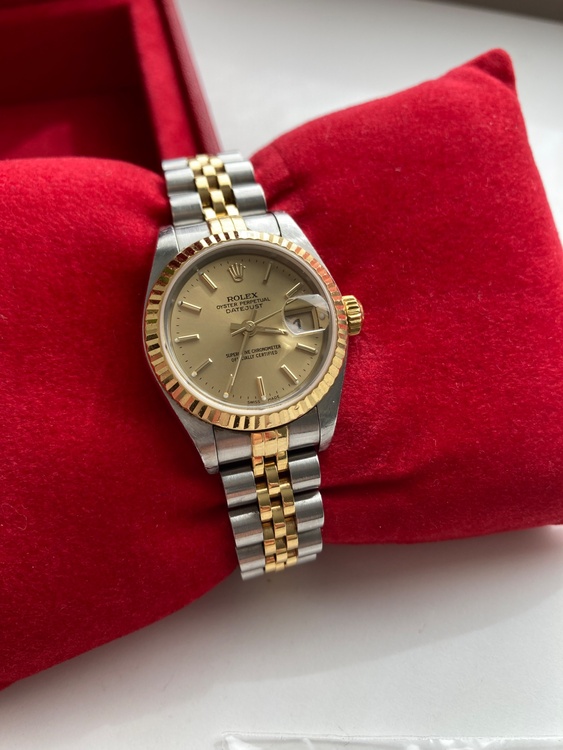 ロレックスデイトジャスト（高級時計）の商品画像 - 査定依頼日：2026年2月22日 - 最高査定価格：920,000円