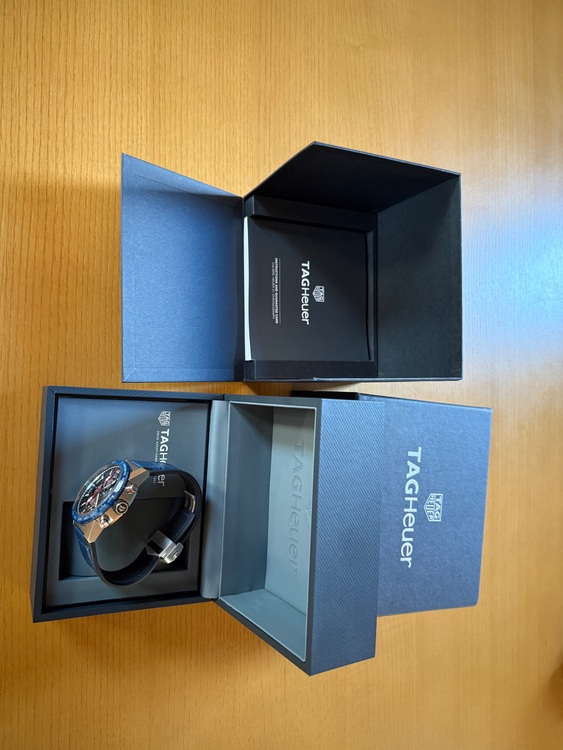 タグホイヤー カレラ ほ（高級時計）の商品画像 - 査定依頼日：2025年11月24日 - 最高査定価格：330,000円