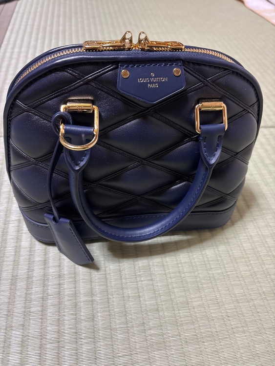 M23666（ブランドバッグ）の商品画像 - 査定依頼日：2026年1月21日 - 最高査定価格：100,000円