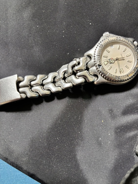 タグホイヤー その他 （高級時計）の商品画像 - 査定依頼日：2025年11月8日 - 最高査定価格：50,000円