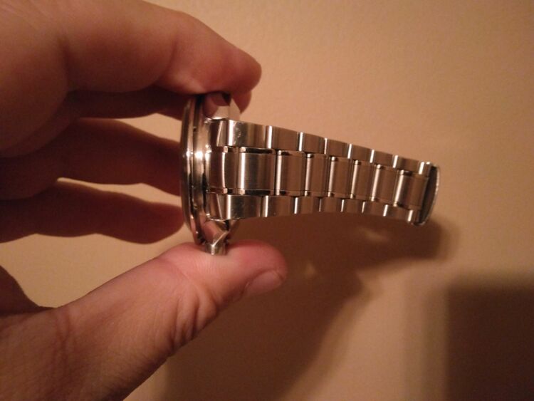 オメガ スピードマスター 3570.50（高級時計）の商品画像 - 査定依頼日：2025年11月3日 - 最高査定価格：600,000円