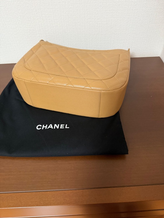 マトラッセ•セミショルダー(キャビアスキン)（ブランドバッグ）の商品画像 - 査定依頼日：2025年11月24日 - 最高査定価格：250,000円