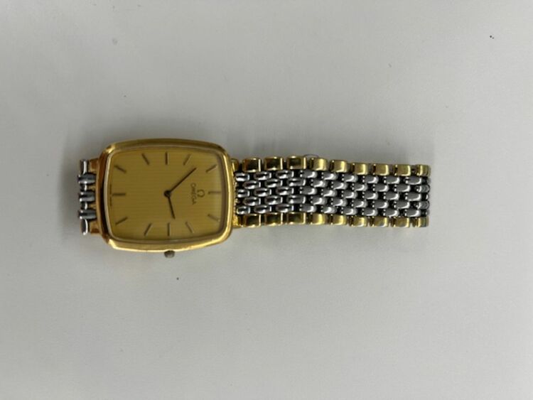 オメガ デ･ビル 分かりません（高級時計）の商品画像 - 査定依頼日：2025年7月4日 - 最高査定価格：300,000円