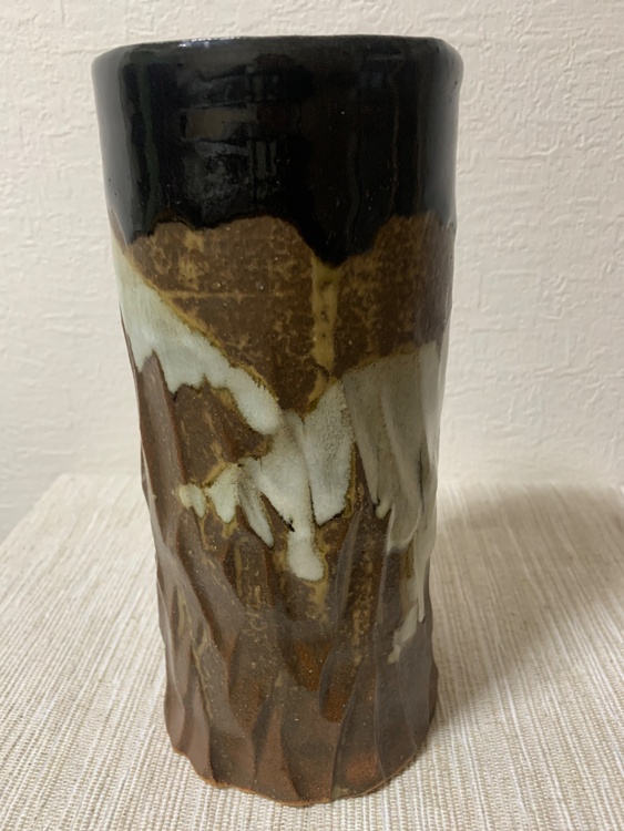 花瓶（食器）の商品画像 - 査定依頼日：2026年2月24日 - 最高査定価格：2,000円