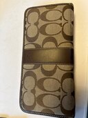 コーチ　長財布（ブランド財布・小物）の商品画像 - 査定依頼日：2024年3月28日 - 最高査定価格：750円