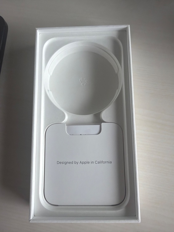 iPhone 15 Pro 128GB SIMフリー（スマホ）の商品画像 - 査定依頼日：2026年4月2日 - 最高査定価格：74,000円