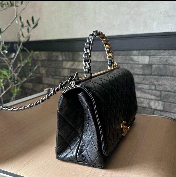 トップハンドルチェーンショルダー（ブランドバッグ）の商品画像 - 査定依頼日：2025年6月11日 - 最高査定価格：400,000円