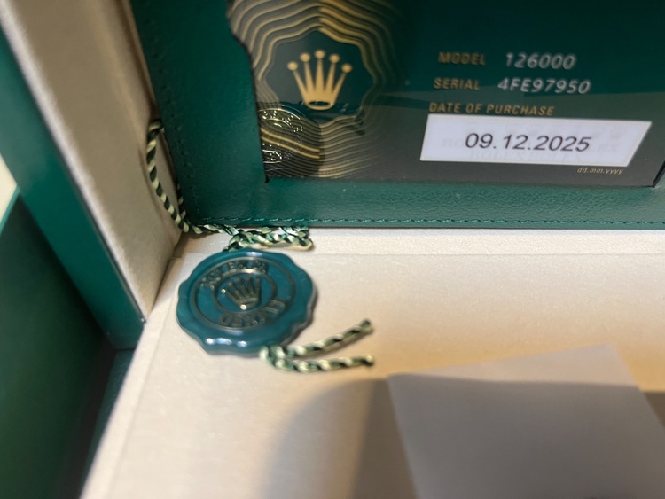 ロレックス パーペチュアル 126000（高級時計）の商品画像 - 査定依頼日：2025年12月9日 - 最高査定価格：1,900,000円