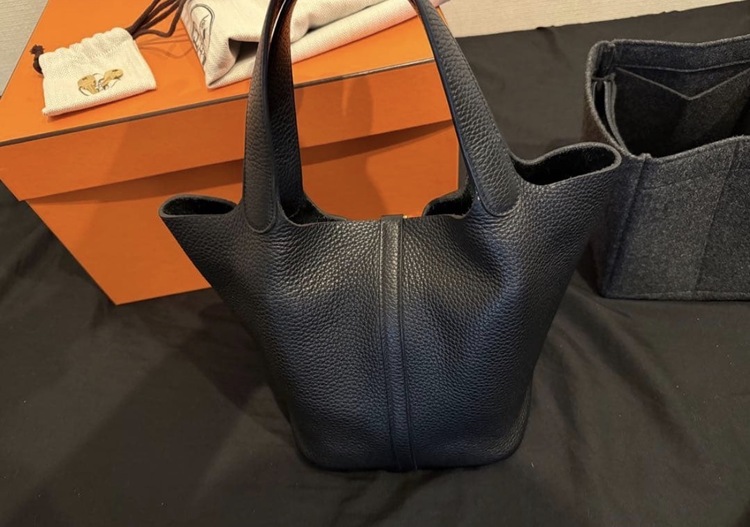 mm ゴールド金具 Y刻印（ブランドバッグ）の商品画像 - 査定依頼日：2026年4月13日 - 最高査定価格：650,000円