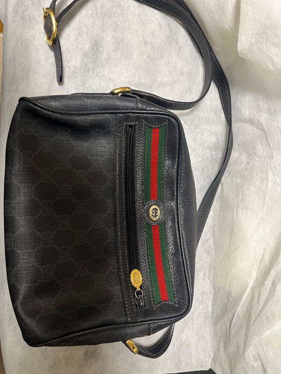 クラシカルショルダーバッグ、5602087（古着・ファッション）の商品画像 - 査定依頼日：2026年4月5日 - 最高査定価格：20,000円