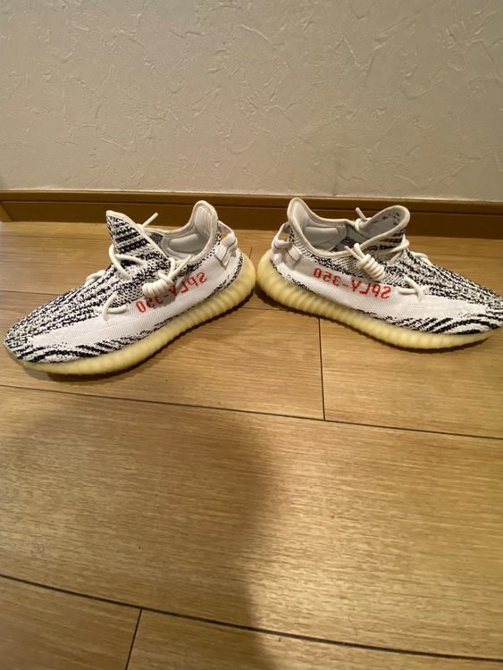 イージーブースト350v2ゼブラ（古着・ファッション）の商品画像 - 査定依頼日：2025年8月5日 - 最高査定価格：100,000円