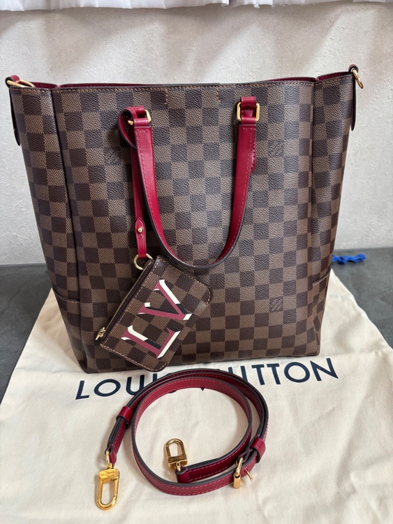 ベルモントNV MM（ブランドバッグ）の商品画像 - 査定依頼日：2026年2月24日 - 最高査定価格：170,000円