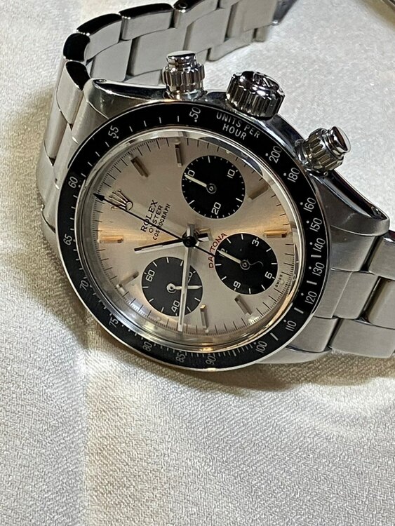 ロレックス デイトナ 6263（高級時計）の商品画像 - 査定依頼日：2025年3月12日 - 最高査定価格：7,000,000円