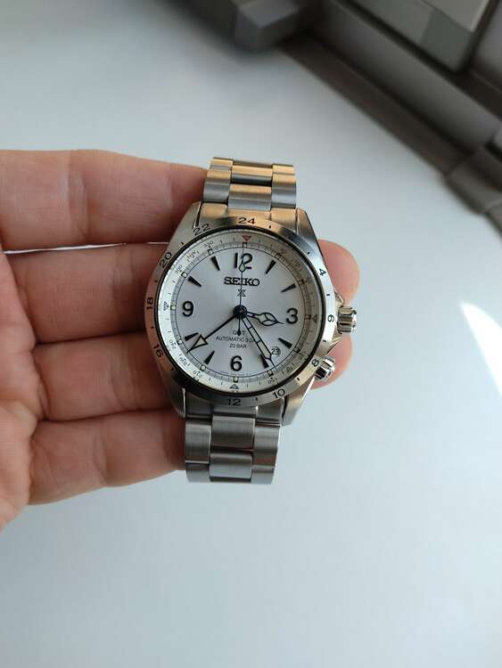 セイコー プロスペックス sbej01（高級時計）の商品画像 - 査定依頼日：2025年4月4日 - 最高査定価格：120,000円