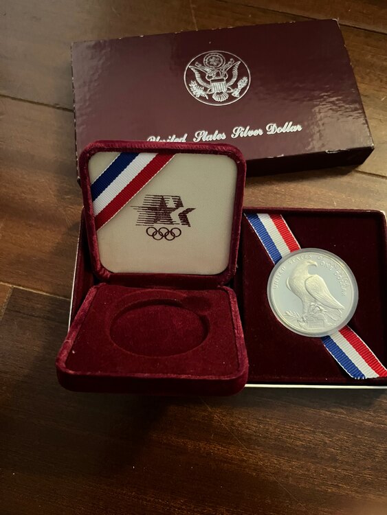 ロサンゼルスオリンピック　記念コイン（美術品・骨董品）の商品画像 - 査定依頼日：2024年10月9日 - 最高査定価格：2,000円