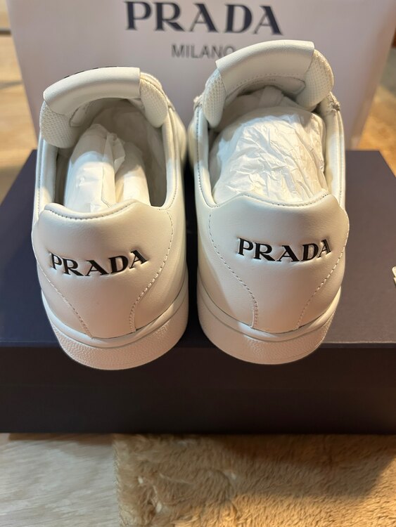 プラダ  （ブランドバッグ）の商品画像 - 査定依頼日：2025年4月19日 - 最高査定価格：25,000円