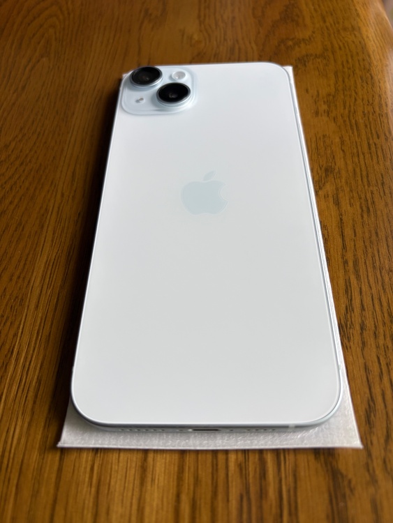 iPhone iPhone 15 Plus 256GB SIMフリー（スマホ）の商品画像 - 査定依頼日：2026年8月19日 - 最高査定価格：79,000円
