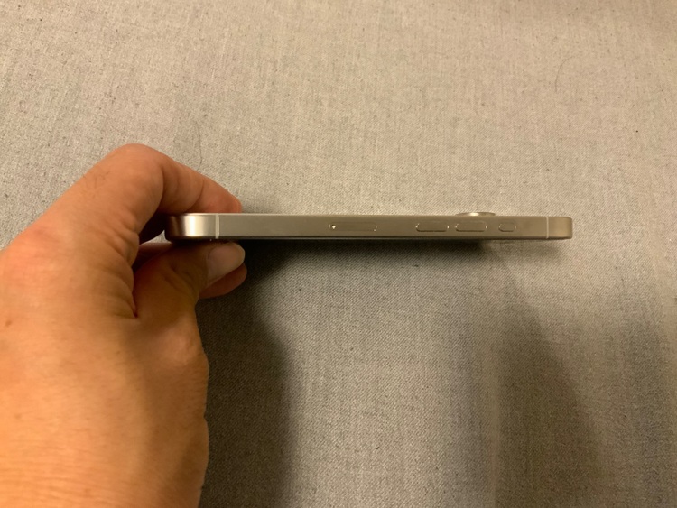 iPhone 15 Pro 256GB SIMフリー（スマホ）の商品画像 - 査定依頼日：2025年10月7日 - 最高査定価格：106,000円