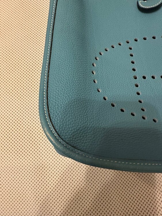 シルバー金具　PMサイズ　トゴ（ブランドバッグ）の商品画像 - 査定依頼日：2025年5月6日 - 最高査定価格：500,000円