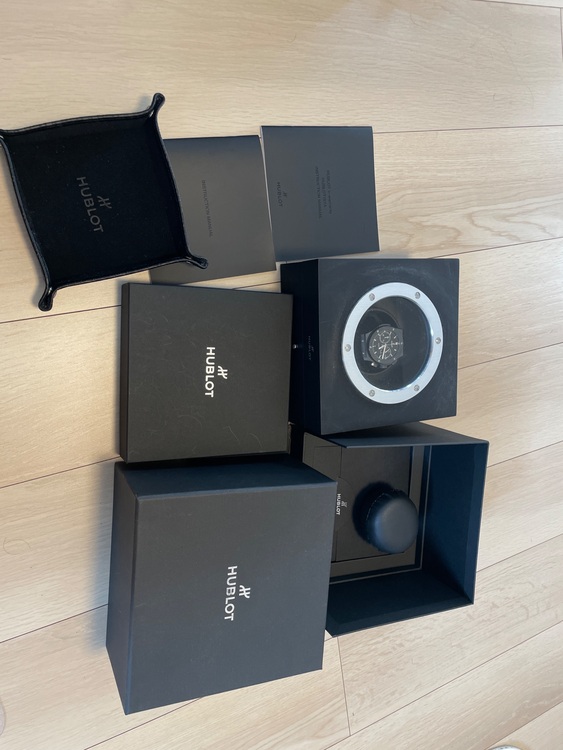 ウブロ クラシックフュージョン （高級時計）の商品画像 - 査定依頼日：2025年9月3日 - 最高査定価格：830,000円