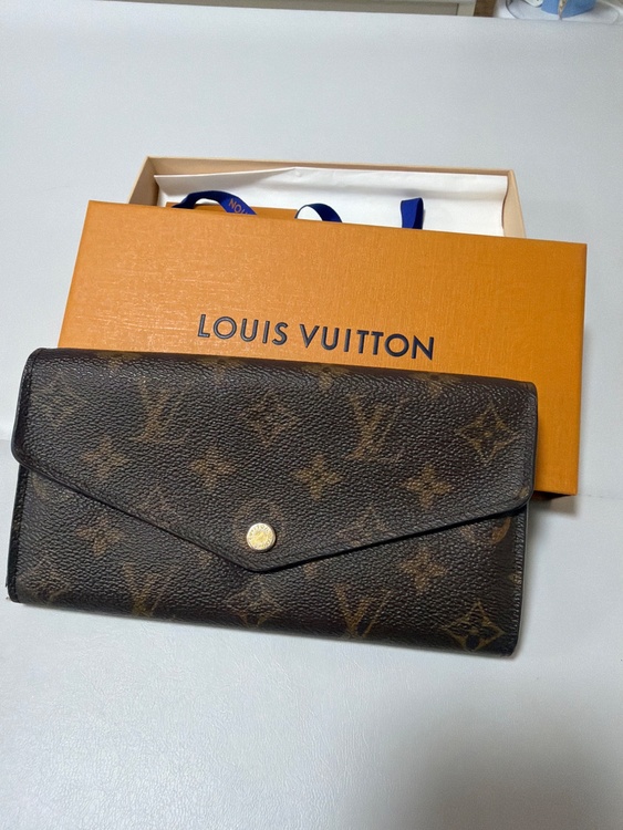 モノグラム　長財布（ブランド財布・小物）の商品画像 - 査定依頼日：2026年2月4日 - 最高査定価格：6,000円