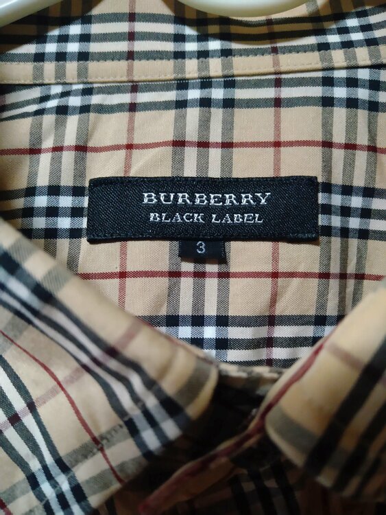 バーバリーBMW90-902-43（古着・ファッション）の商品画像 - 査定依頼日：2026年4月14日 - 最高査定価格：3,000円