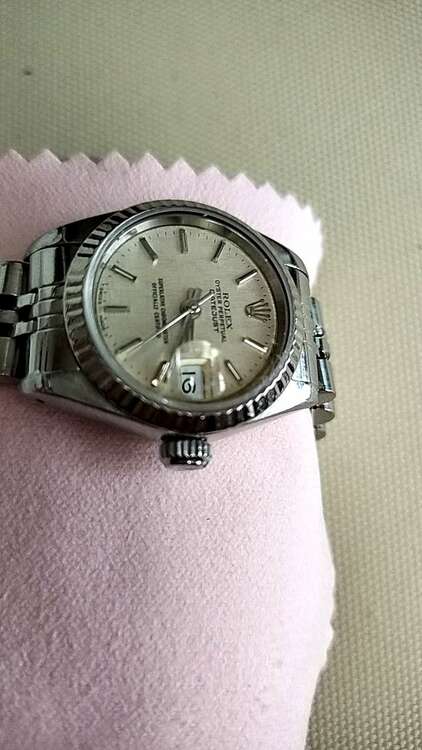 ロレックス デイトジャスト 6917（高級時計）の商品画像 - 査定依頼日：2025年3月19日 - 最高査定価格：600,000円