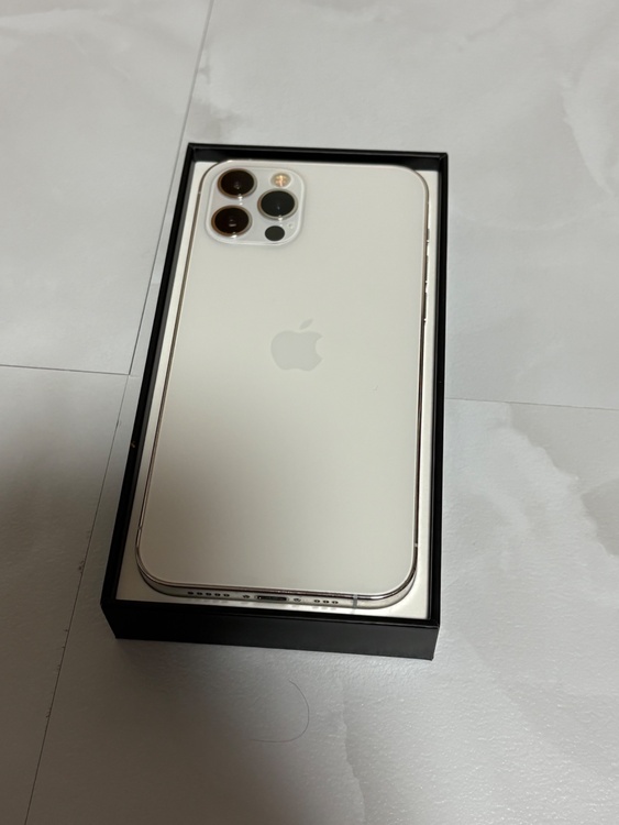 iPhone12pro（スマホ）の商品画像 - 査定依頼日：2026年1月7日 - 最高査定価格：36,000円