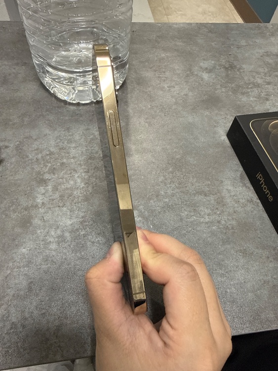 iPhone 12 Pro 128GB Softbank（スマホ）の商品画像 - 査定依頼日：2026年4月1日 - 最高査定価格：32,000円